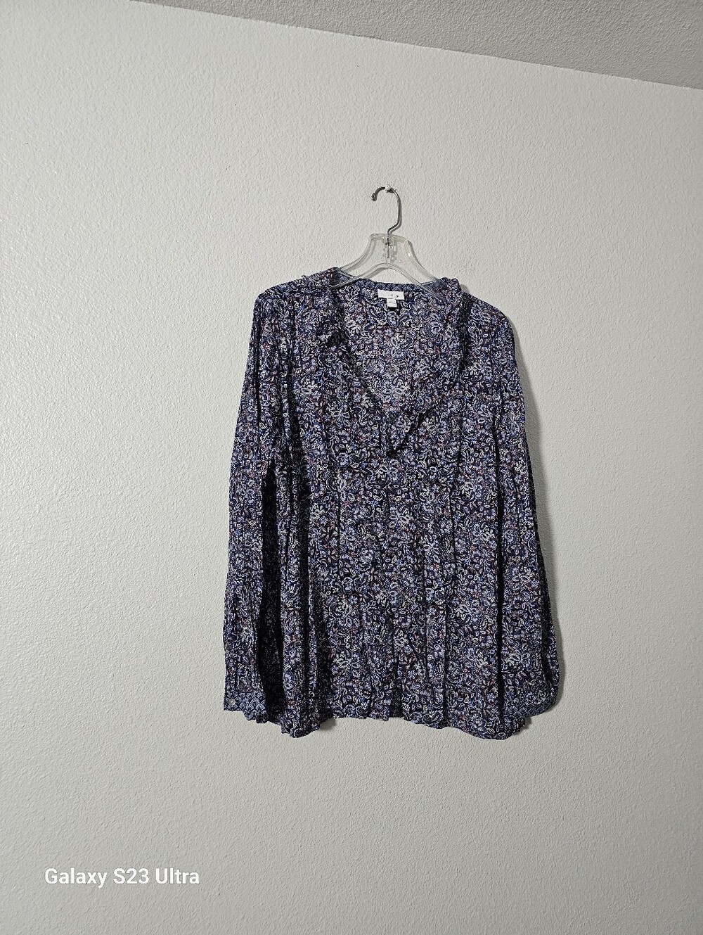 J. Jill Navy and Lavender Floral Long-Sleeve Blouse Sz L